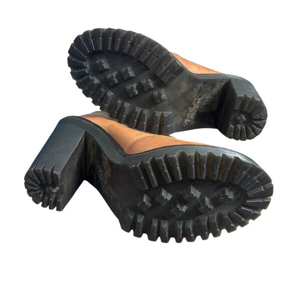 Dr. Martens Cordelia Tan Brown Leather Gusset Slip On Shoe- Sz 6 - Picture 5 of 9